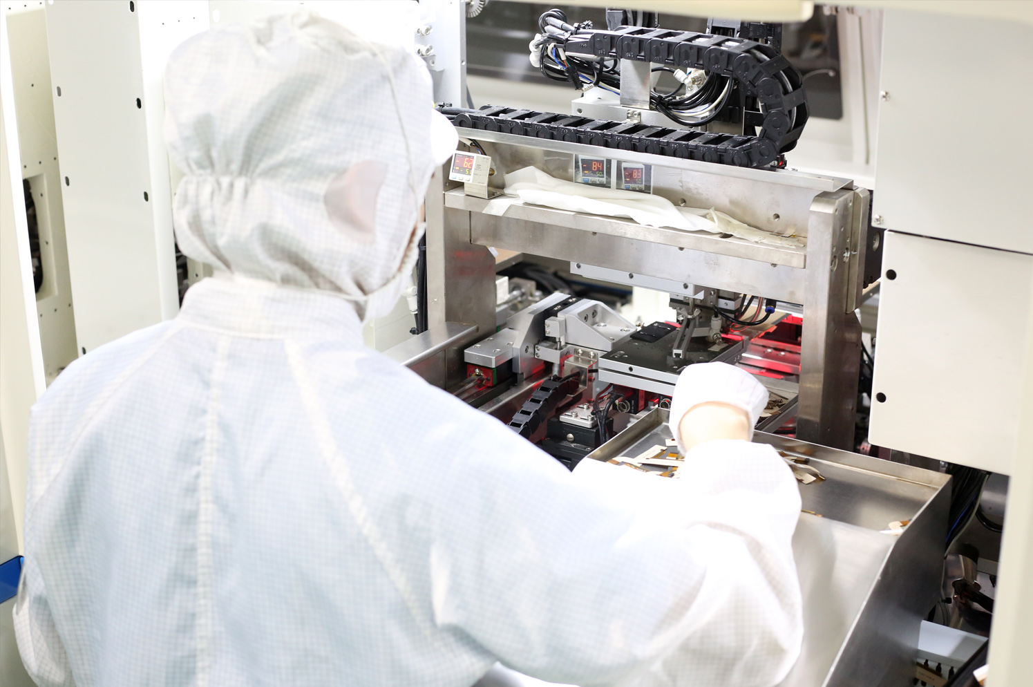 lcd液晶顯示屏生產(chǎn)商如何把控質(zhì)量？【海飛智顯】-lcd液晶顯示屏生產(chǎn)商